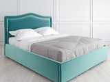 голубая кровать